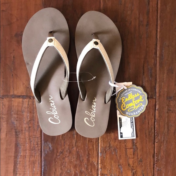 cobian flip flops womens